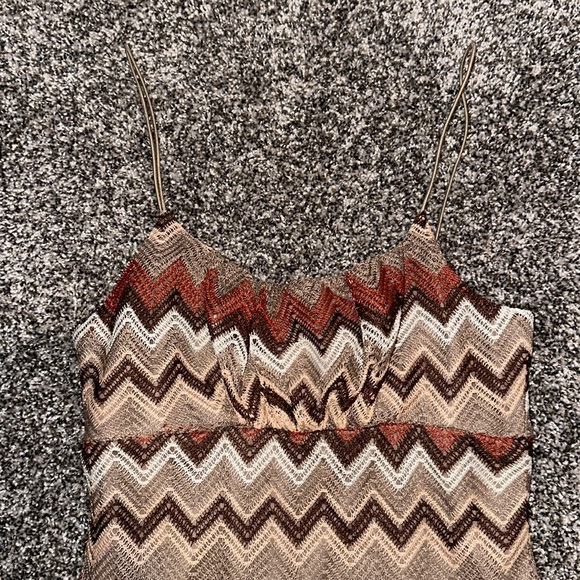 NWT No Comment Brand Zig Zag Design Dress Size Medium - Picture 4 of 8